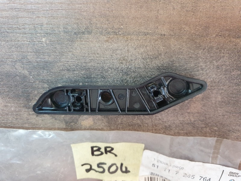 Original New BMW 1 Series F20 Right Front Fender Bracket