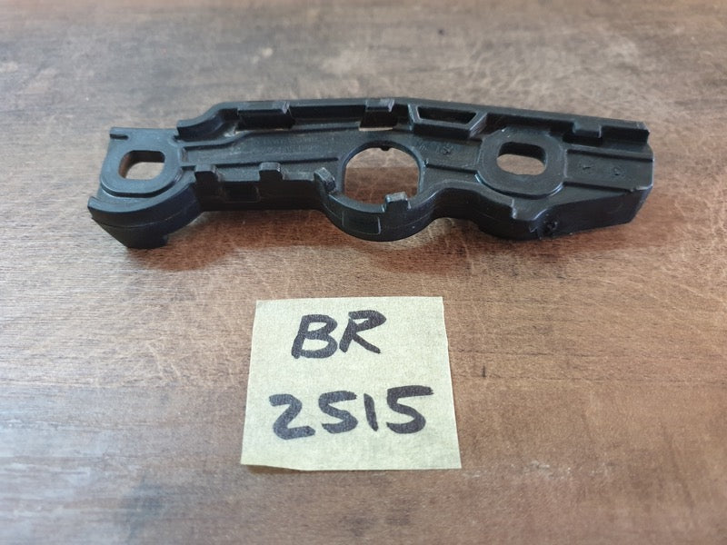 Original Used Mercedes-Benz GLA H247 Right Front Bumper Mounting Bracket