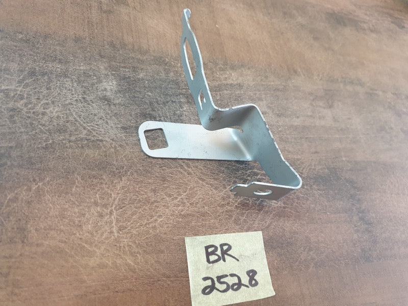Original Used Mercedes-Benz C-Class W205 Right Front Lower Engine Undershield Bracket