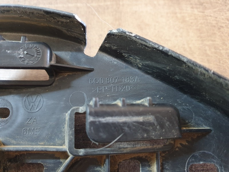 Original Used Volkswagen Polo Left Front Bumper Guide