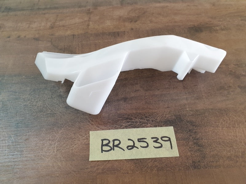 Original Used Isuzu KB 2017 Left Front Inner Bumper Bracket