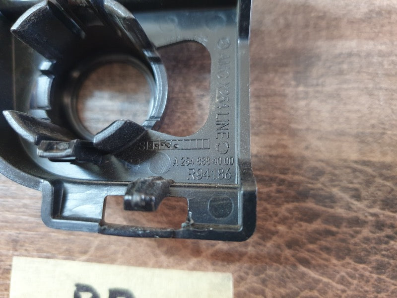 Original New Mercedes-Benz GLC X254 AMG Right Front Parking PDC Sensor Holder Bracket