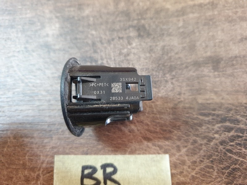 Original Used Nissan X-Trail Rear Bumper Parking Aid PDC Sensor Mounting Bracket