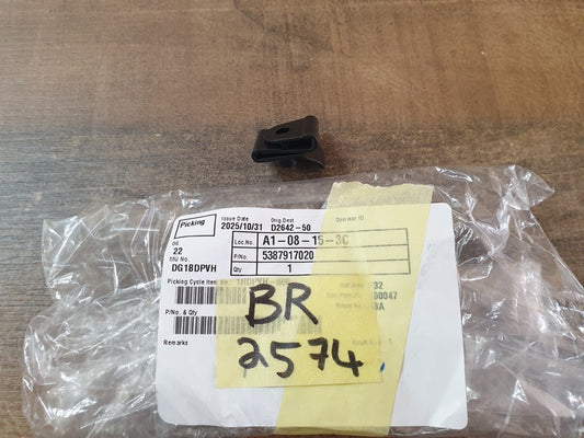 Original New Toyota Yaris XS 2019 Right Front Fender Liner Clip