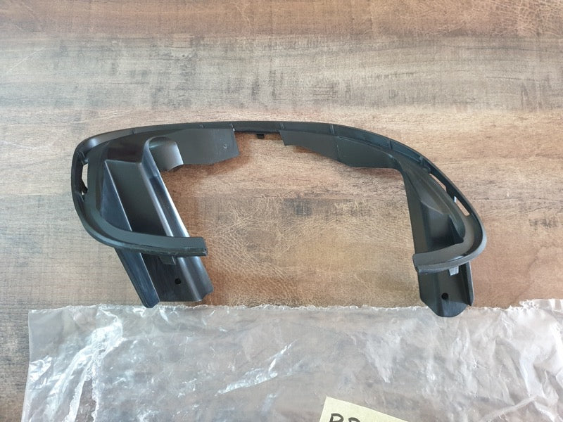 Original New Mercedes-Benz GLE W167 2024 Right Rear Exhaust Tail Piece Bracket