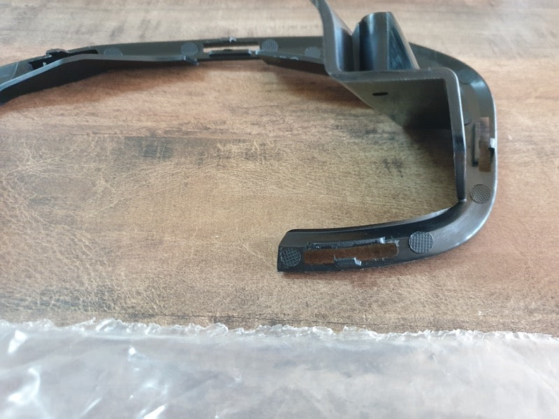 Original New Mercedes-Benz GLE W167 2024 Right Rear Exhaust Tail Piece Bracket