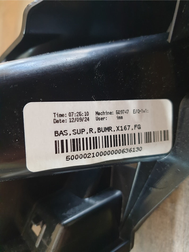 Original New Mercedes-Benz GLS X167 Right Rear Bumper Bracket