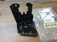 Original New Isuzu D-Max 2025 Fuel Filter Bracket
