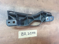 Original Used Suzuki Ertiga Left Front Centre Bumper Bracket