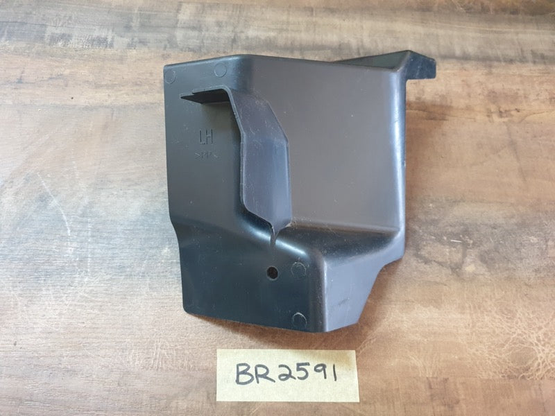 Original New Isuzu KB 2017 Left Front Lower Inner Bracket