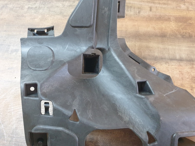 Original New Volvo XC40 Right Front Outer Bumper Bracket