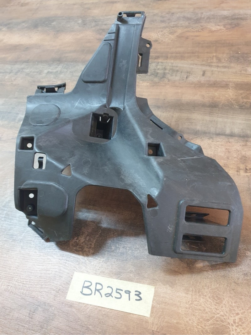 Original New Volvo XC40 Right Front Outer Bumper Bracket