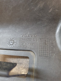 Original New Volvo XC40 Right Front Outer Bumper Bracket