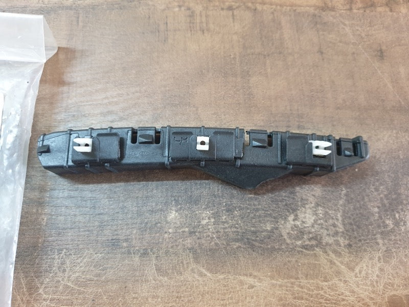 Original New Hyundai Grand i10 2016 Left Front Bumper Bracket