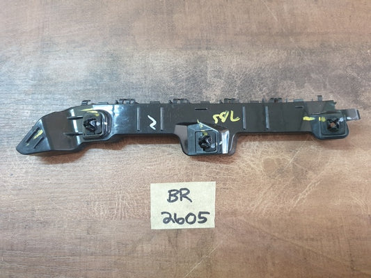 Original Used Suzuki Vitara Brezza Toyota Urban Cruiser Left Rear Outer Bumper Guide