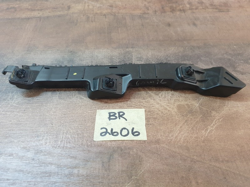 Original Used Suzuki Vitara Brezza Toyota Urban Cruiser Right Rear Outer Bumper Guide