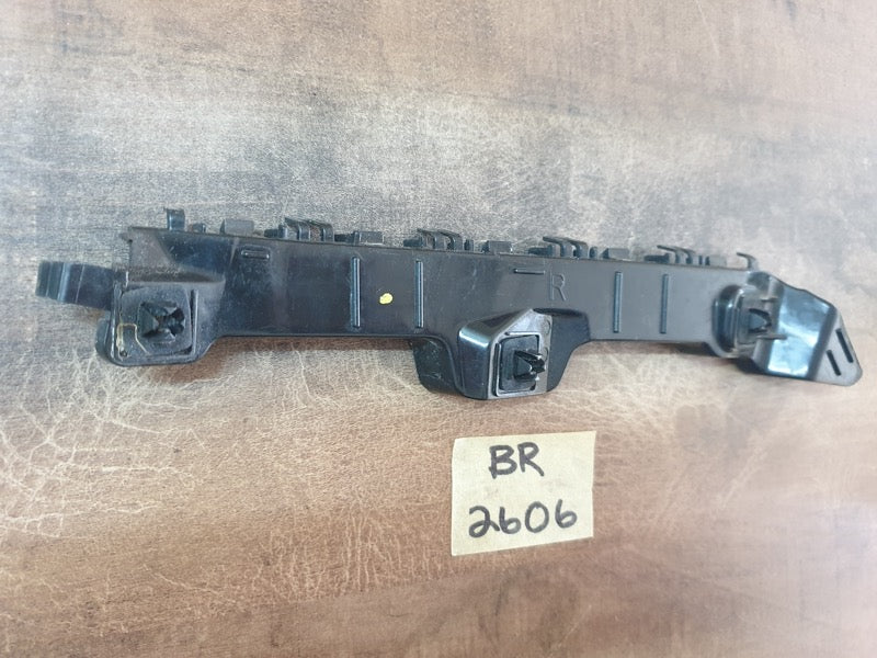 Original Used Suzuki Vitara Brezza Toyota Urban Cruiser Right Rear Outer Bumper Guide