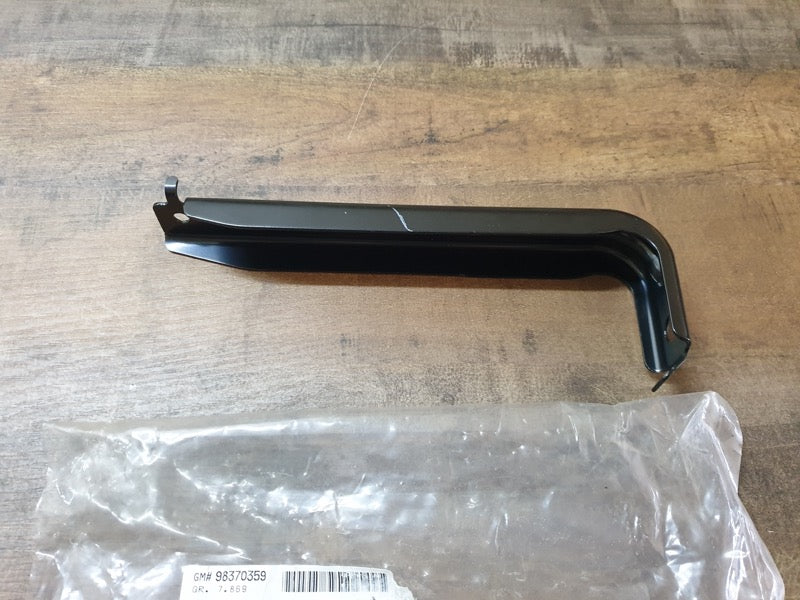 Original New Isuzu D-Max Front Bumper Inner Bracket