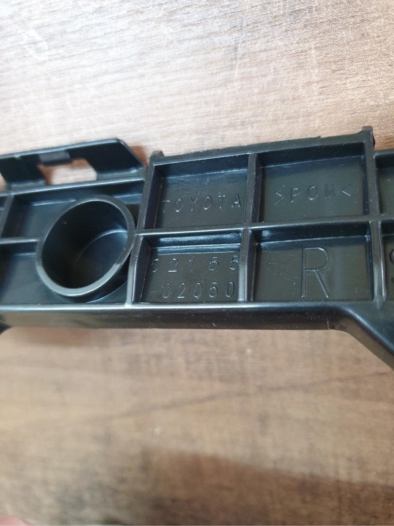 Original New Toyota Corolla Quest Right Rear Bumper Bracket