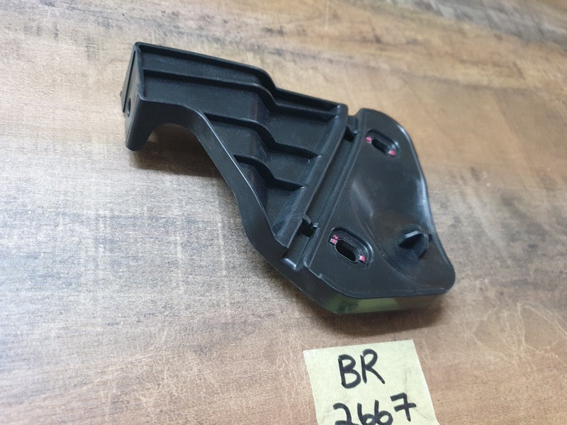 Original New Mercedes-Benz CLA W117 Right Rear Bumper Bracket