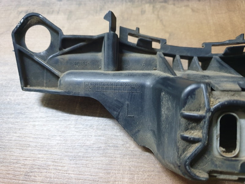 Original Used Mercedes-Benz C-Class W205 Left Rear Bumper Bracket