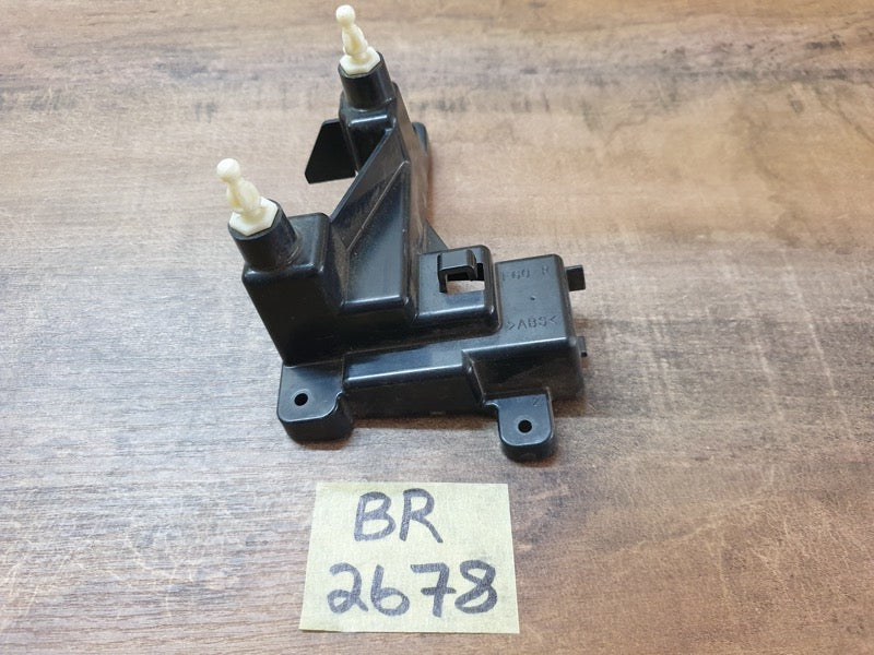 Original New Subaru Right Rear Bumper Taillight Bracket