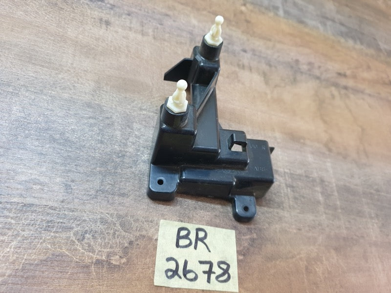 Original New Subaru Right Rear Bumper Taillight Bracket