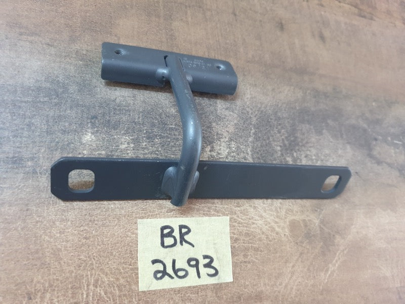 Original New Mercedes-Benz C-Class W206 Front Centre Retainer Reinforcement Striker