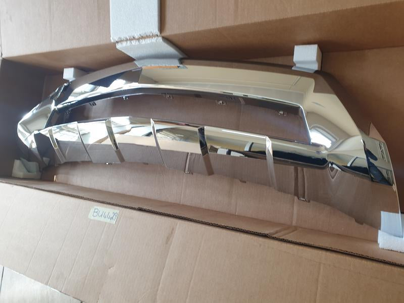 Original New Mercedes-Benz GLE W166 Front Bumper Lower Chrome Moulding