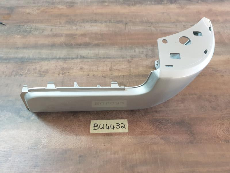 Original Used Nissan Navara Right Rear Bumper Corner