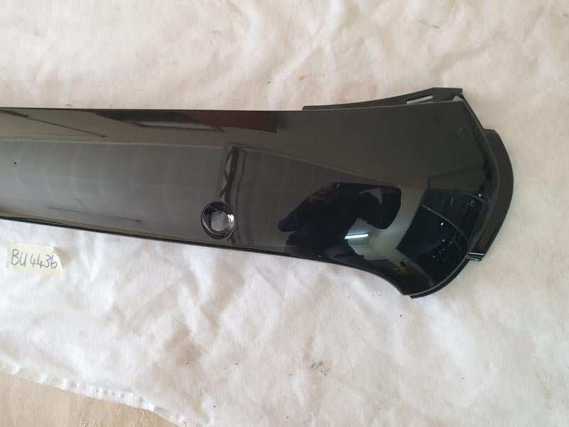 Original New Mini Clubman F54 Front Bumper Centre Moulding