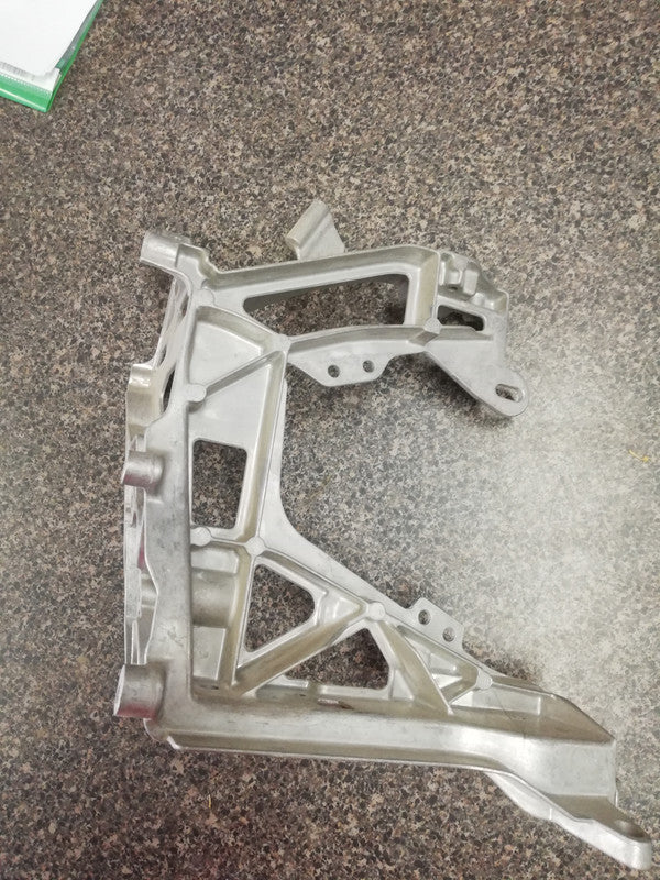 Mercedes-Benz C-Class Aluminium, W205, C300, 2015, 2016, 2017, 2018 Right Headlight Support Bracket