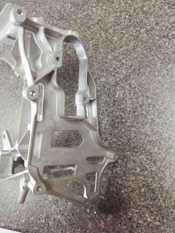 Mercedes-Benz C-Class Aluminium, W205, C300, 2015, 2016, 2017, 2018 Right Headlight Support Bracket