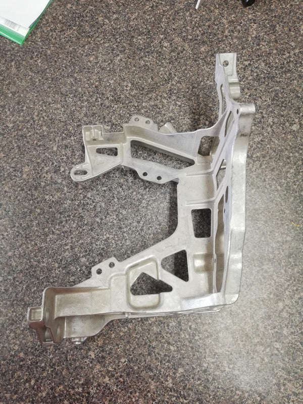 Mercedes-Benz C-Class Aluminium, W205, C300, 2015, 2016, 2017, 2018 Right Headlight Support Bracket