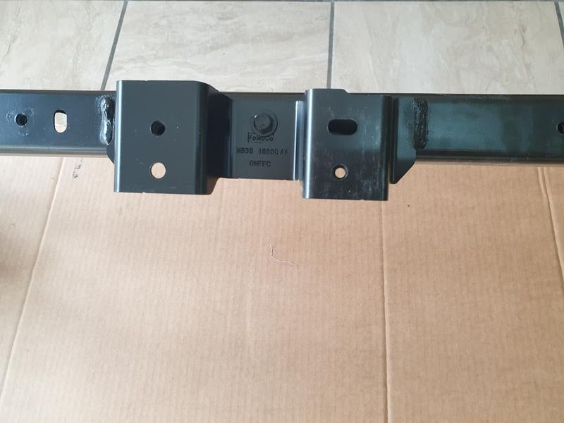 Original New Volkswagen Amarok Radiator Cradle Upper Lock Carrier Slam Tray