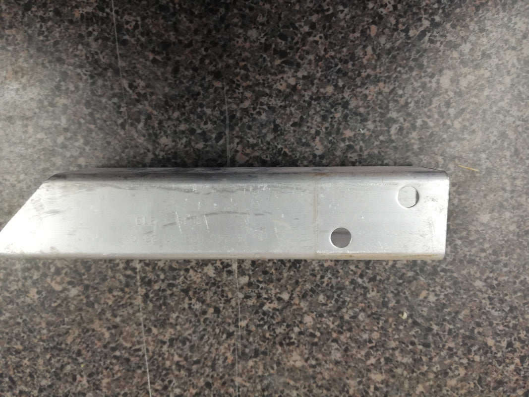 Mercedes-Benz CLA, GLA Aluminium W246, W117 Left Slam Tray Support Bracket