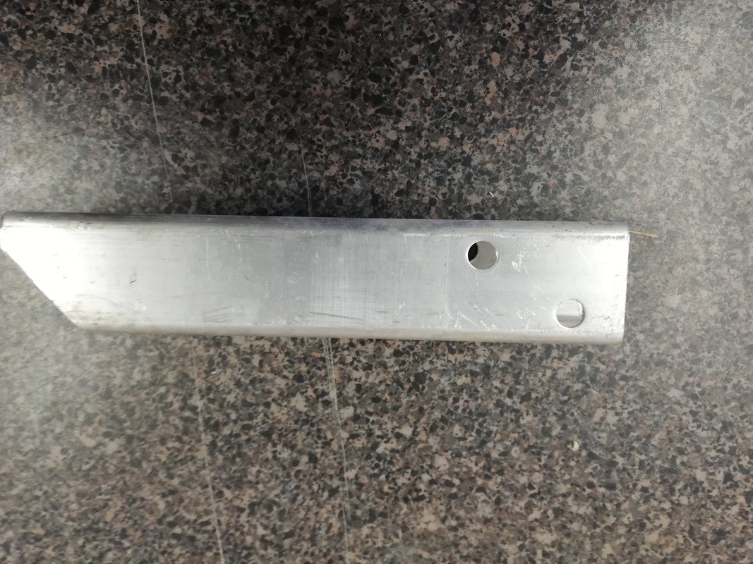 Mercedes-Benz CLA, GLA Aluminium W246, W117 Left Slam Tray Support Bracket