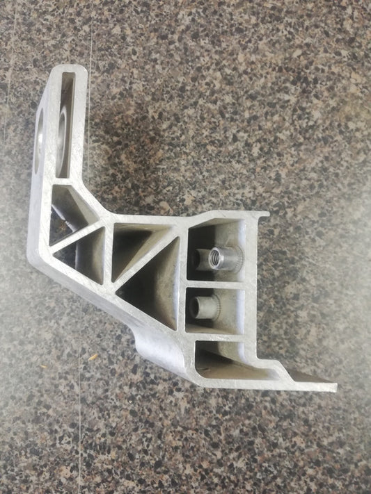 Mercedes-Benz C-Class Aluminium W205, 2015, 2016, 2017, 2018, 2019, 2020 Right Lower Radiator Bracket