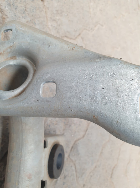 Mercedes-Benz GLE W166 Front Lower Crossmember