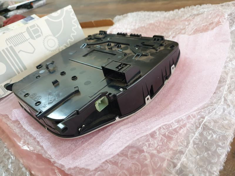 Original Used Mercedes-Benz C-Class W205 Front Interior Lamp Console with Sunglasses Holder