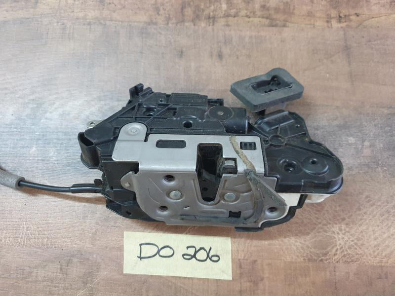 Original Used Volkswagen Golf Right Door Lock Mechanism
