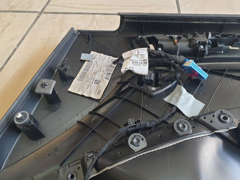 Original Used Audi Q5 Front Left Interior Door Panel