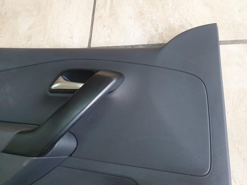 Original Used Volkswagen Polo V 6R Left Front Interior Door Card