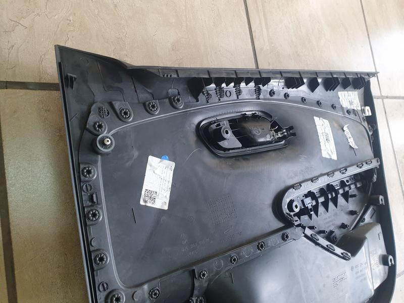 Original Used Volkswagen Polo V 6R Left Front Interior Door Card