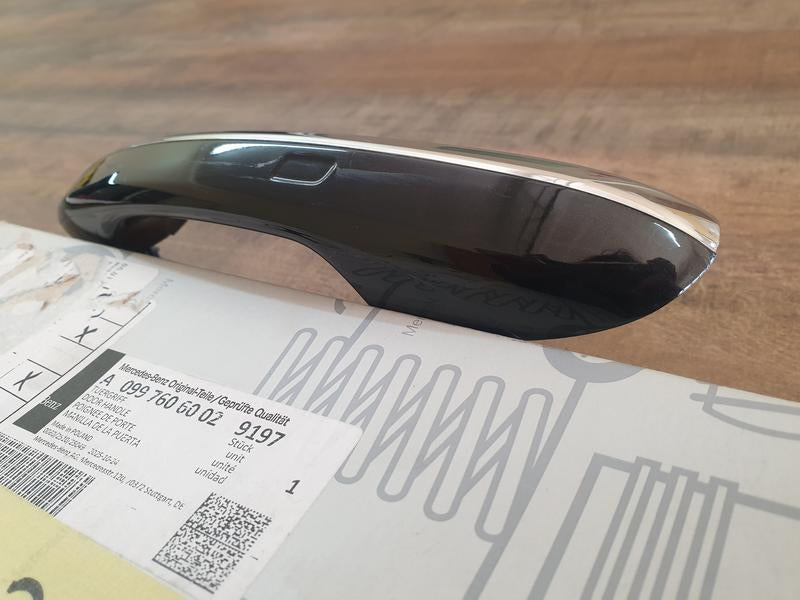 Original Used Mercedes-Benz GLC W254 Left Front Door Outer Handle