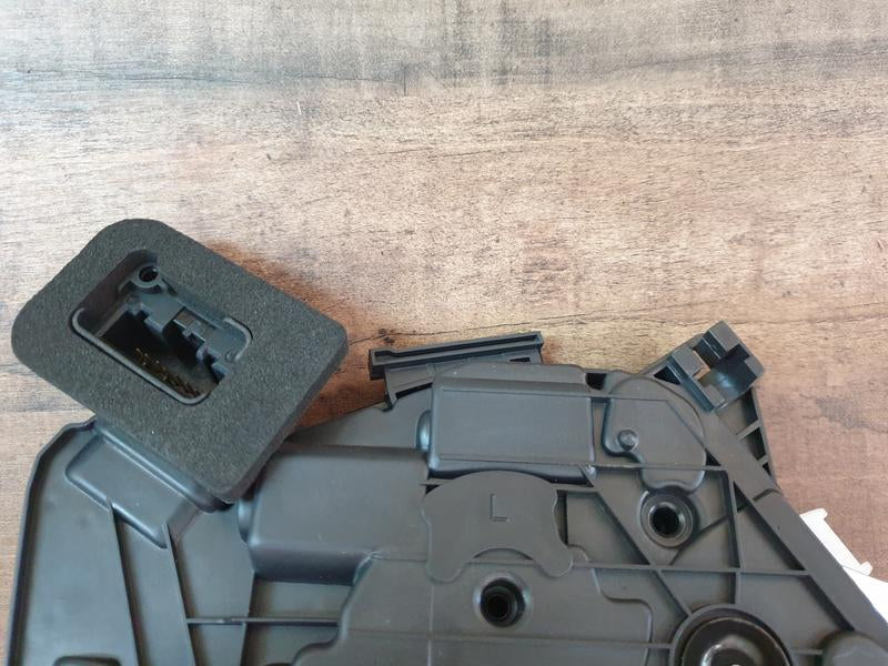 Volkswagen Aftermarket Polo Left Rear Door Lock Mechanism