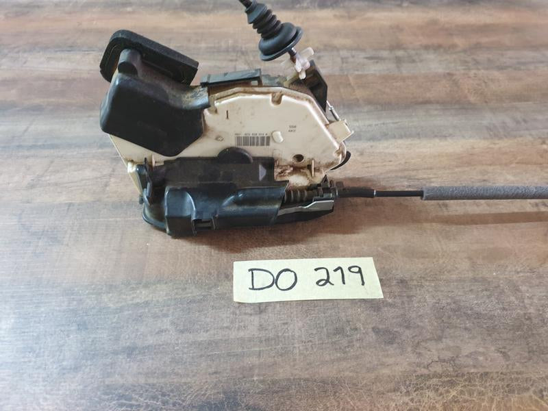 Original Used Volkswagen Aftermarket Polo Right Rear Door Lock Mechanism