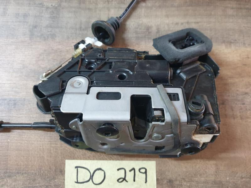 Original Used Volkswagen Aftermarket Polo Right Rear Door Lock Mechanism