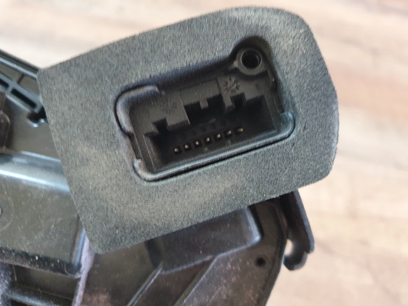 Original Used Volkswagen Polo Right Rear Door Lock Mechanism