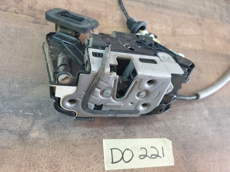 Original Used Volkswagen Polo Left Front Door Lock Mechanism